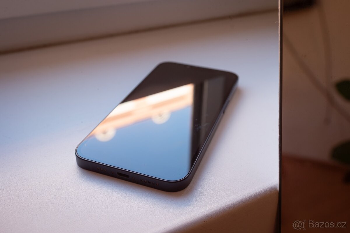 iPhone 13 256GB Midnight - 2