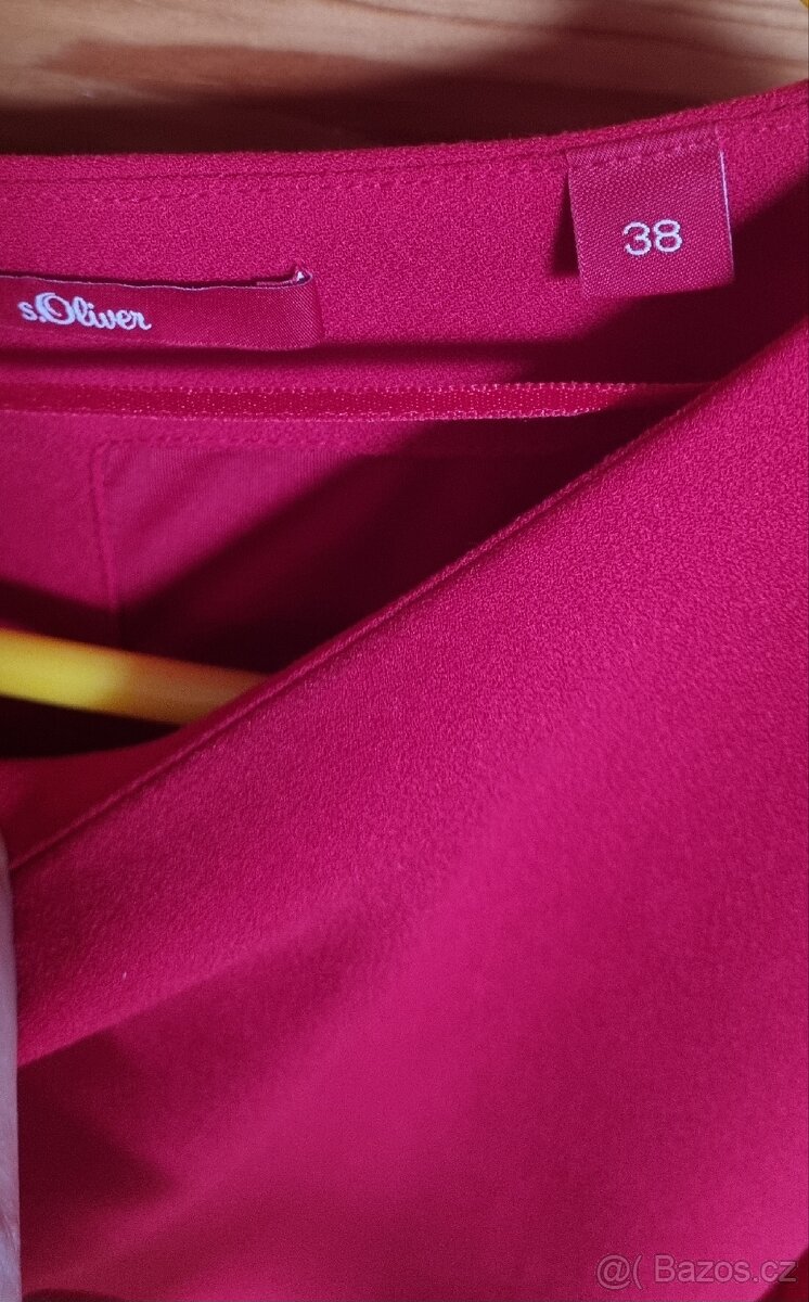 Dámské červené šaty s.Oliver - 2