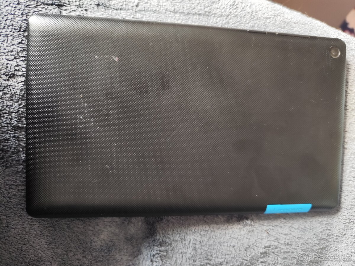 Tablet Lenovo TB3 710F - 2