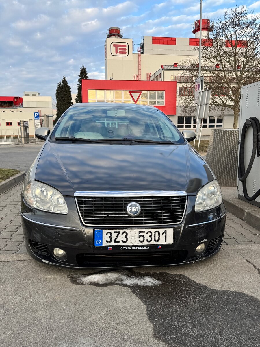 Fiat Croma 1.9 JTD - 2