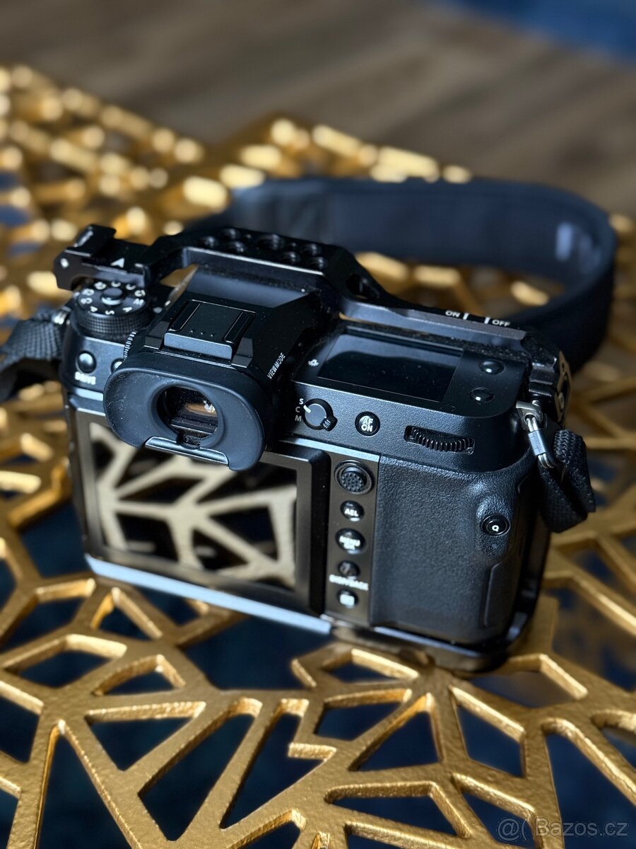 Fujifilm GFX 100S - 2