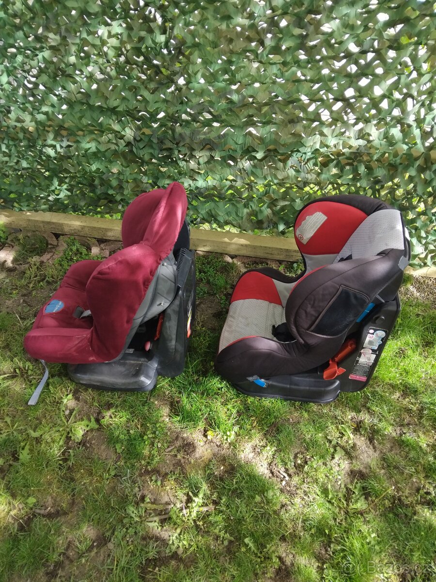 Dvě autosedačky - 2