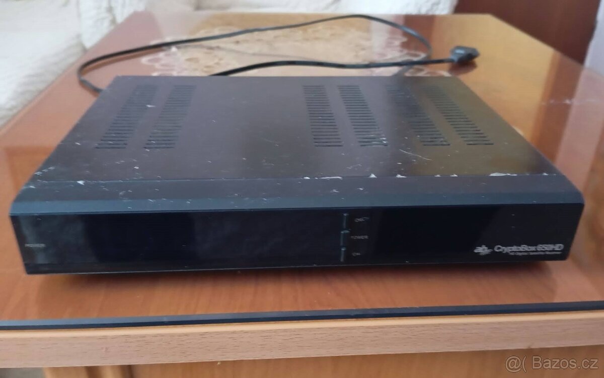Prodám Cryptobox 650 HD s naladeným Skylinkom - 2