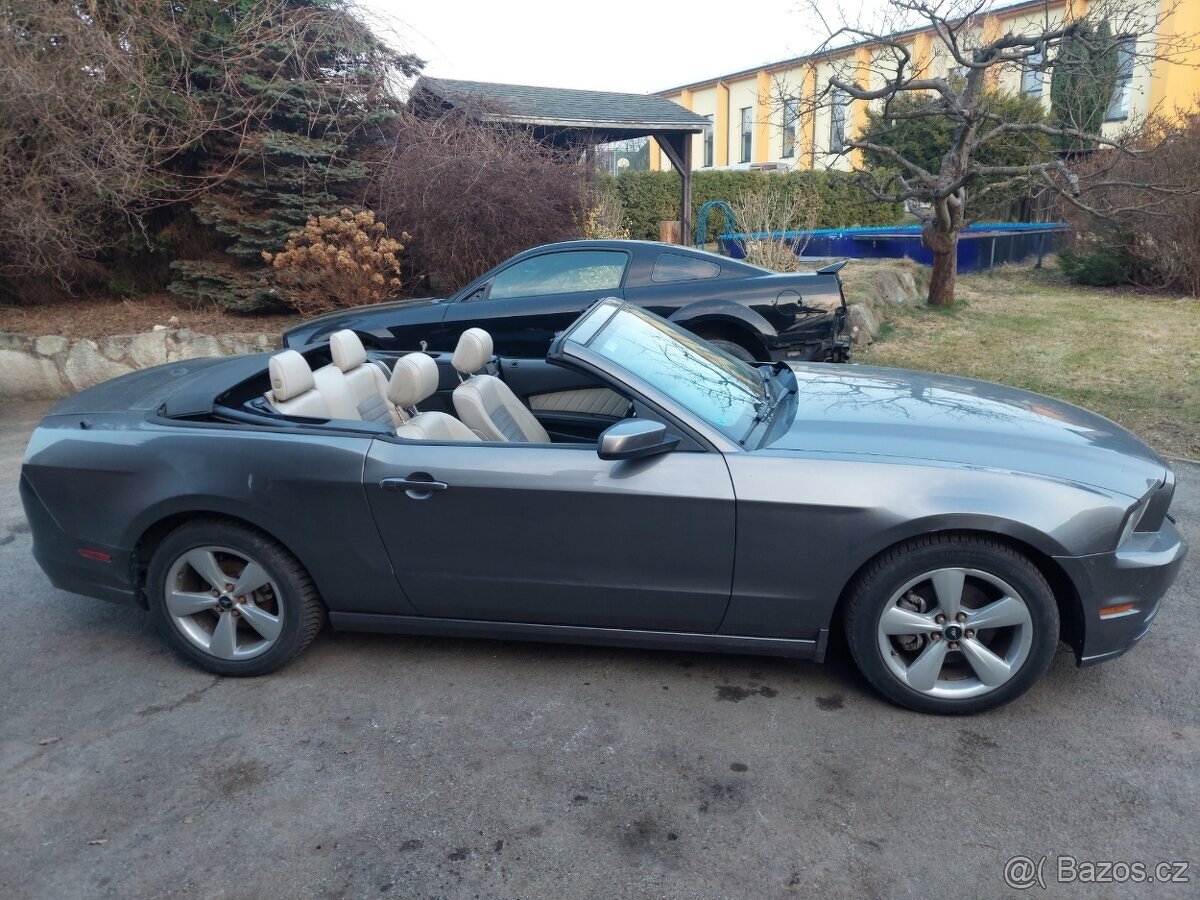 Ford mustang (platí do smazání inzerátu) - 2