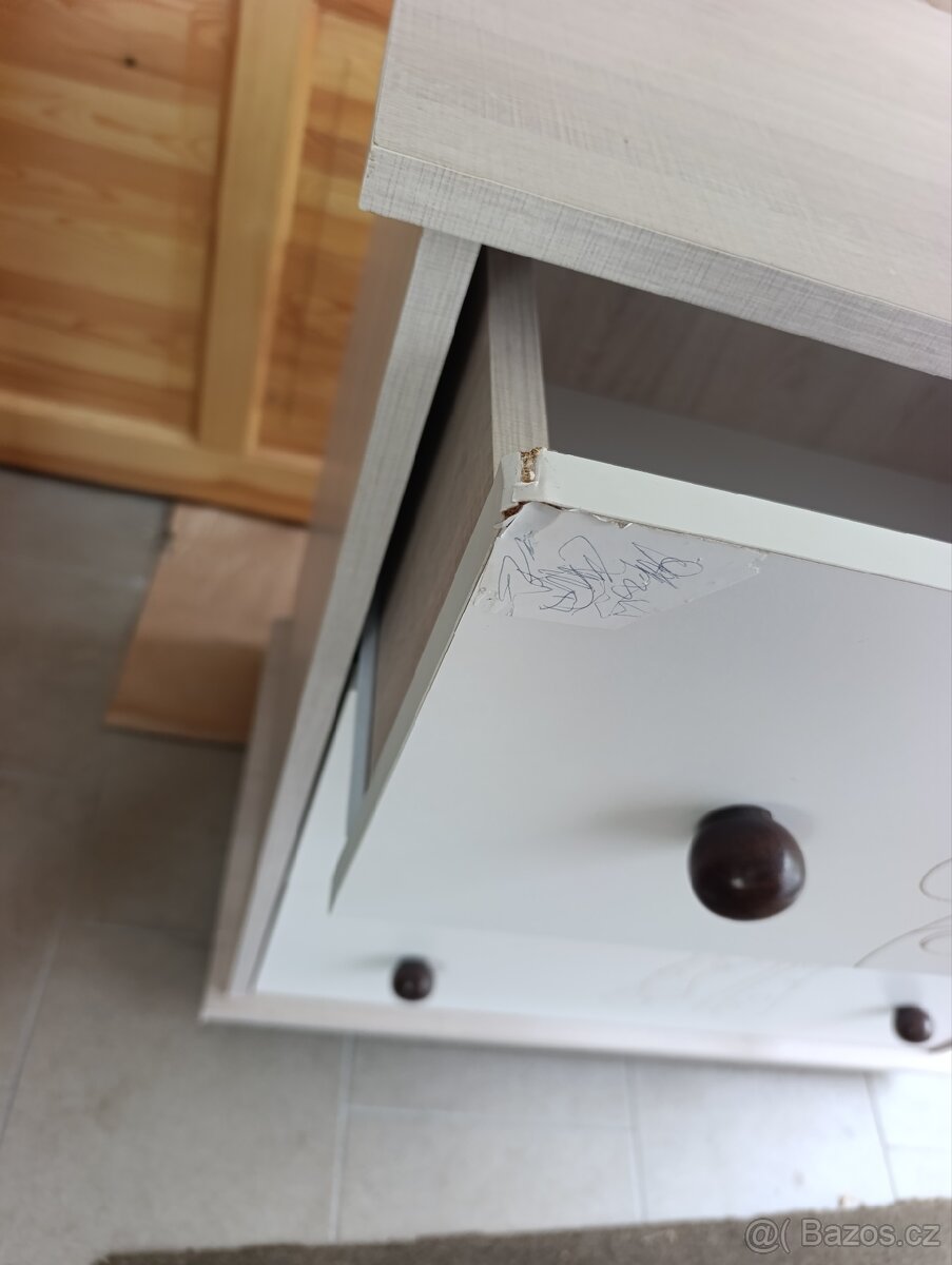 Prodáme dětskou komodu Žirafa - 2