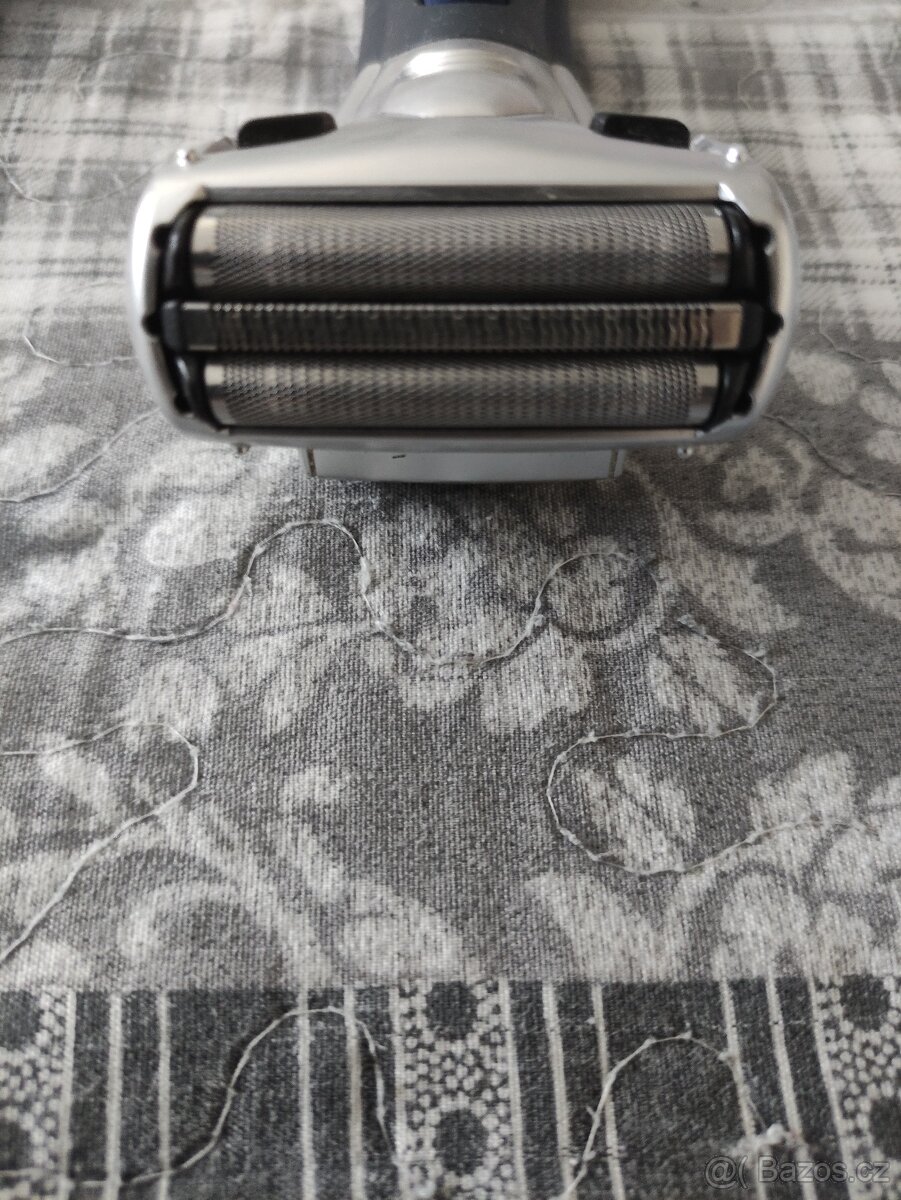 Holící strojek Panasonic - 2