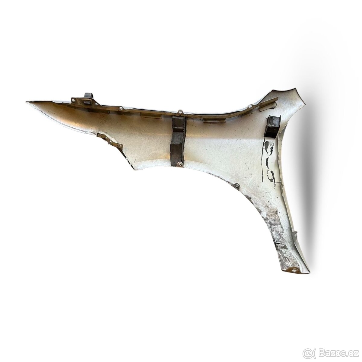 Pravý blatník stříbrná LA7W Škoda Superb 2 kombi r.v. 2010 - 2