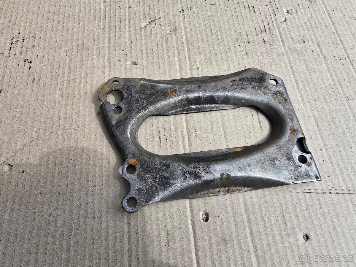 BMW N57 výztuha bloku - 2