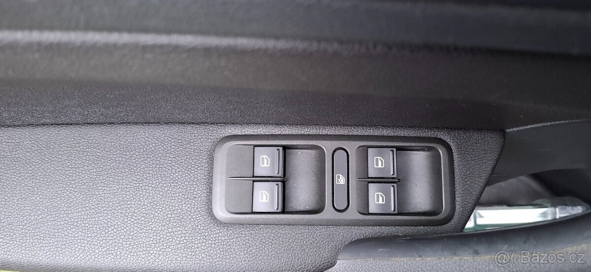 Škoda yeti dsg 4x4 - 2