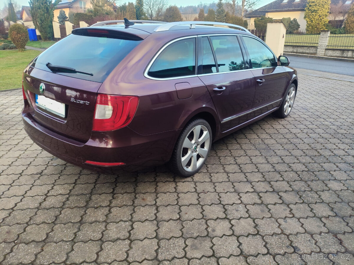 Superb 2 2.0TDI 125kw DSG webasto 2011 - 2