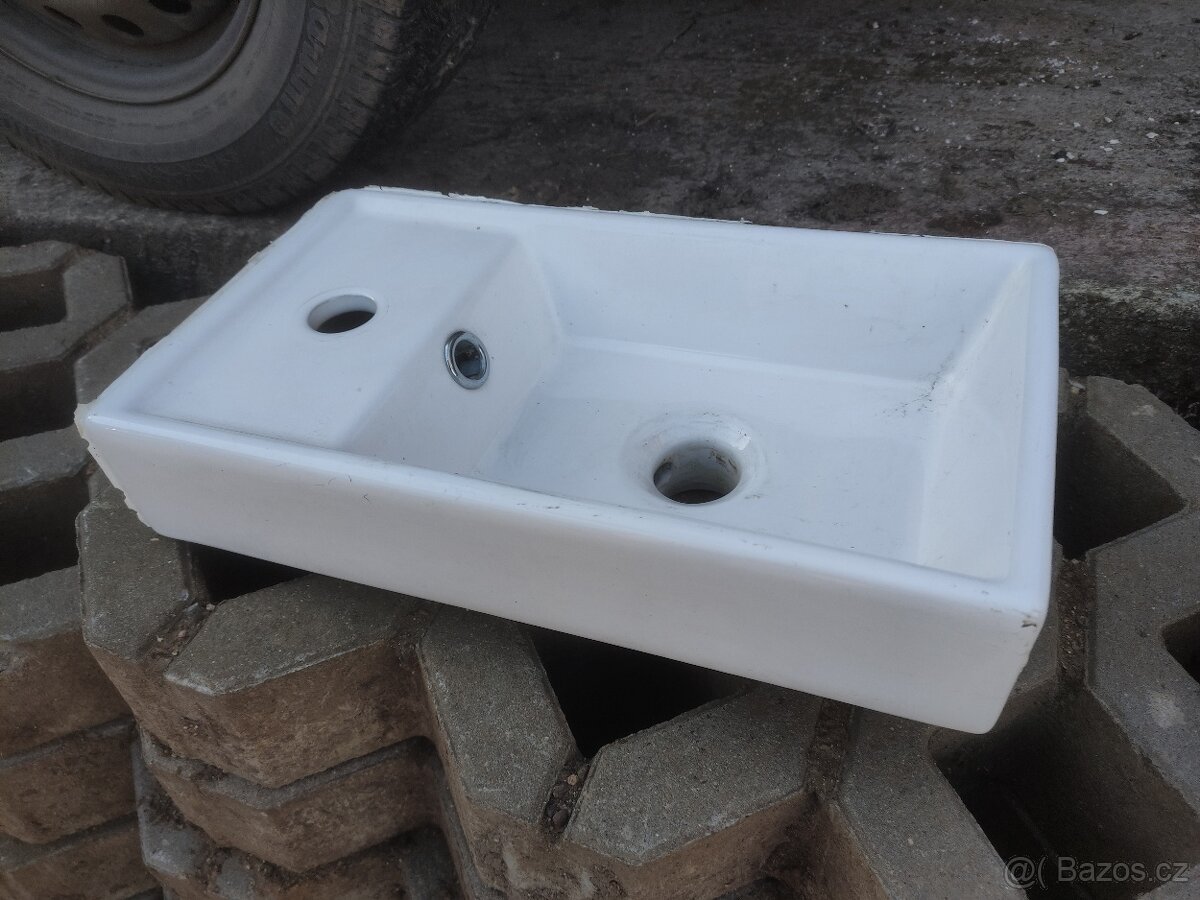 Malé umyvadlo - 2