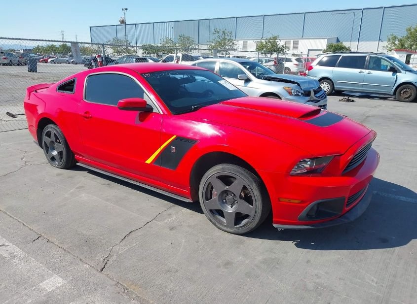 Ford Mustang 2013-2014 - 2