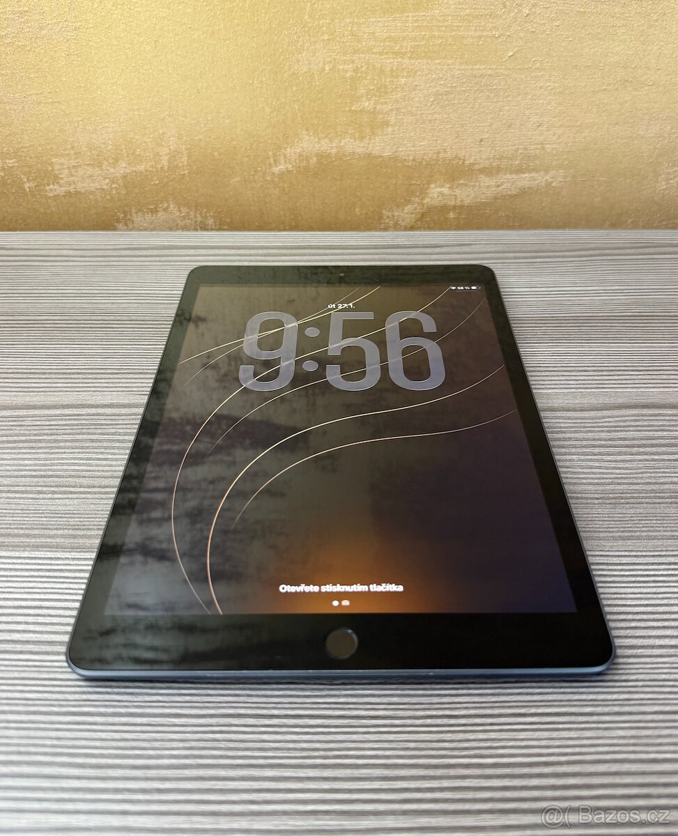 Apple iPad 8 128GB Space Gray, TOP STAV - 2