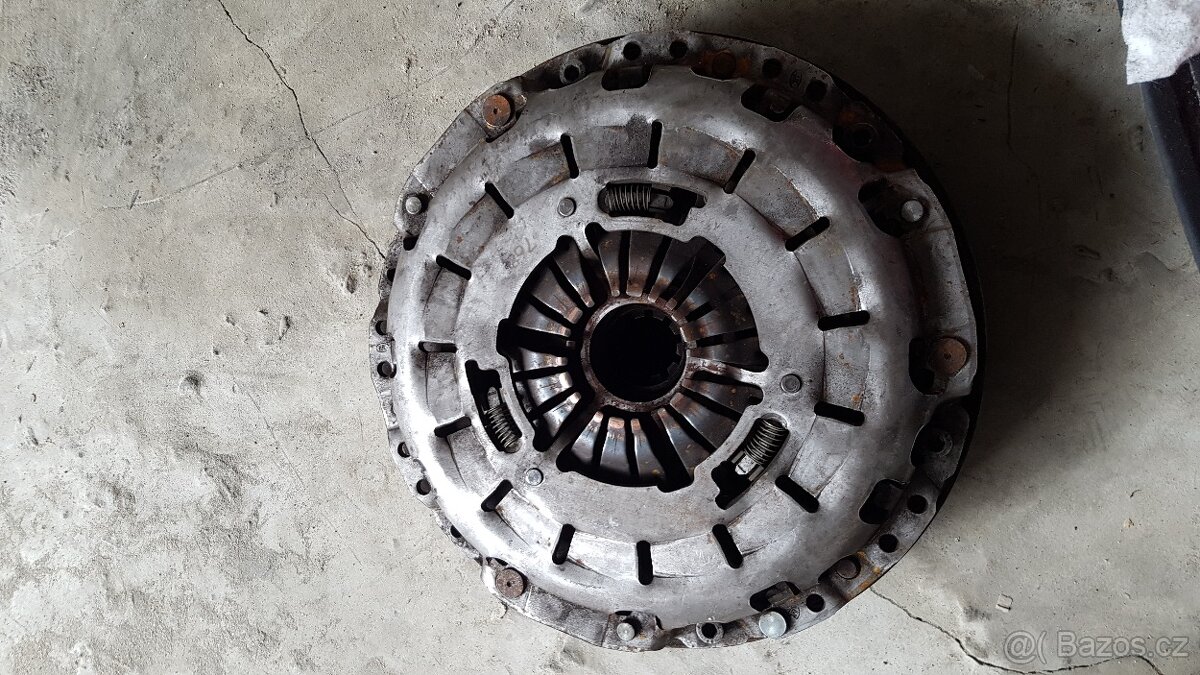 Spojka a setrvačník BMW E46 M47N 320D 100kw 318D - 2
