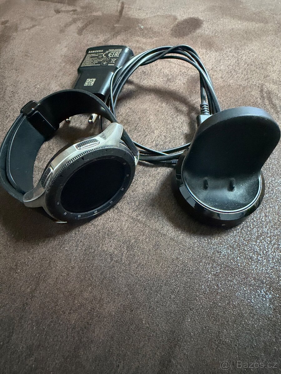 Chytré hodinky Samsung galaxy R800 - 2