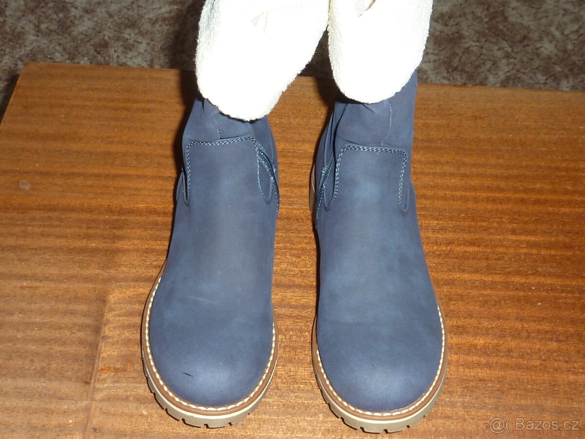 CCC-Tmavě modré kozačky ,vel.39 - 2