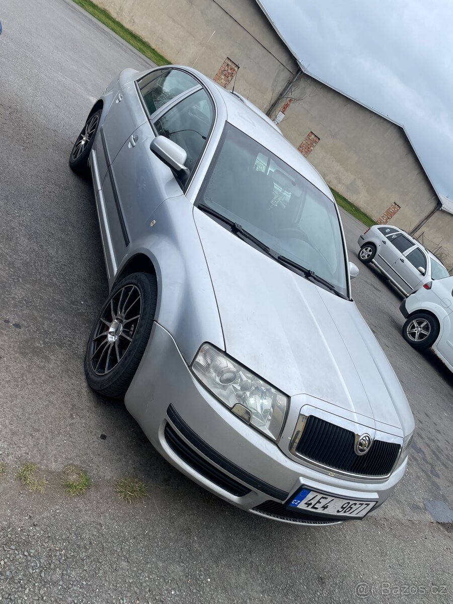 Škoda Superb 1 - 2