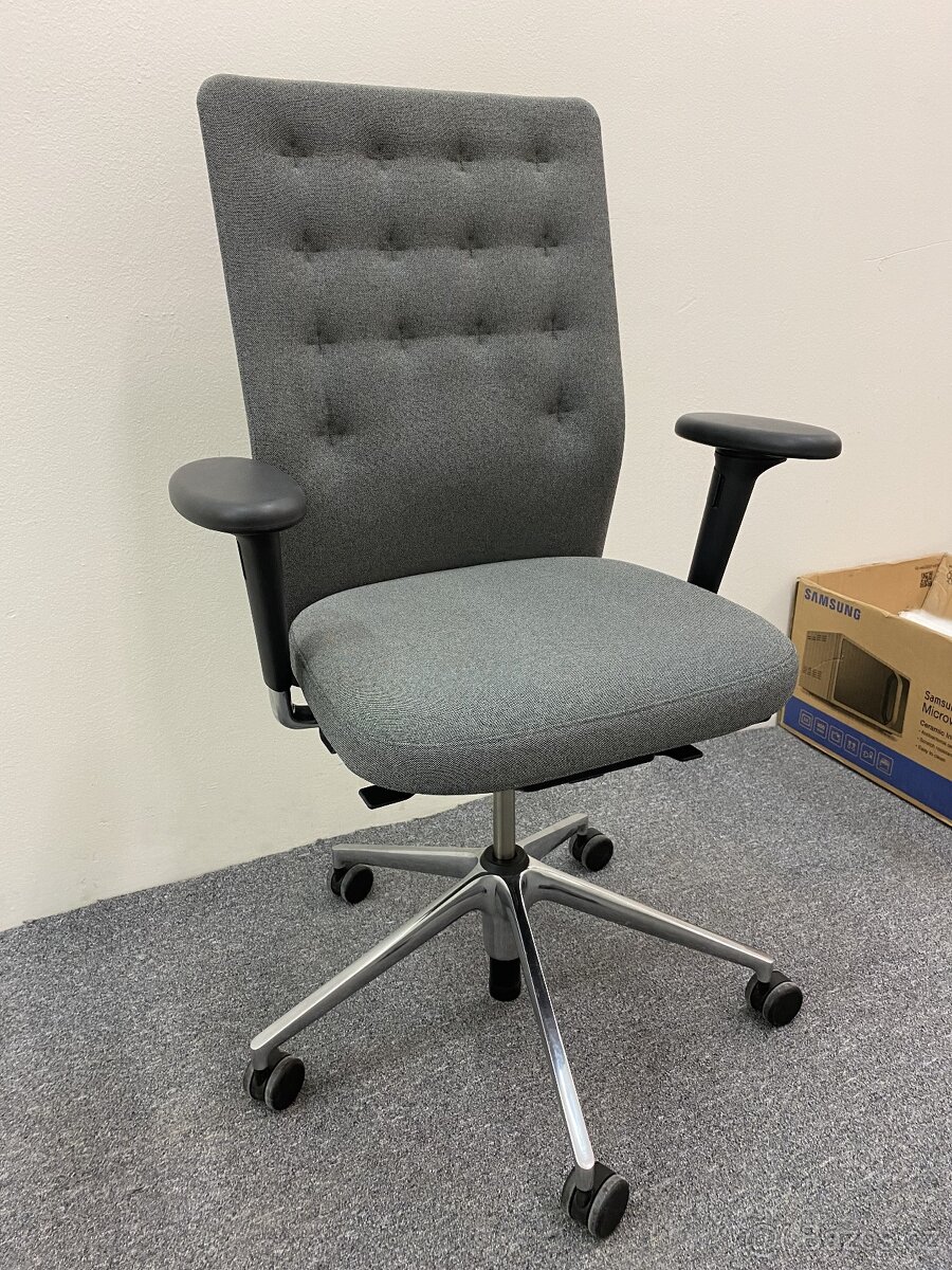 Kancelářská židle Vitra ID Trim Pc 31300,- NOVÁ - 2