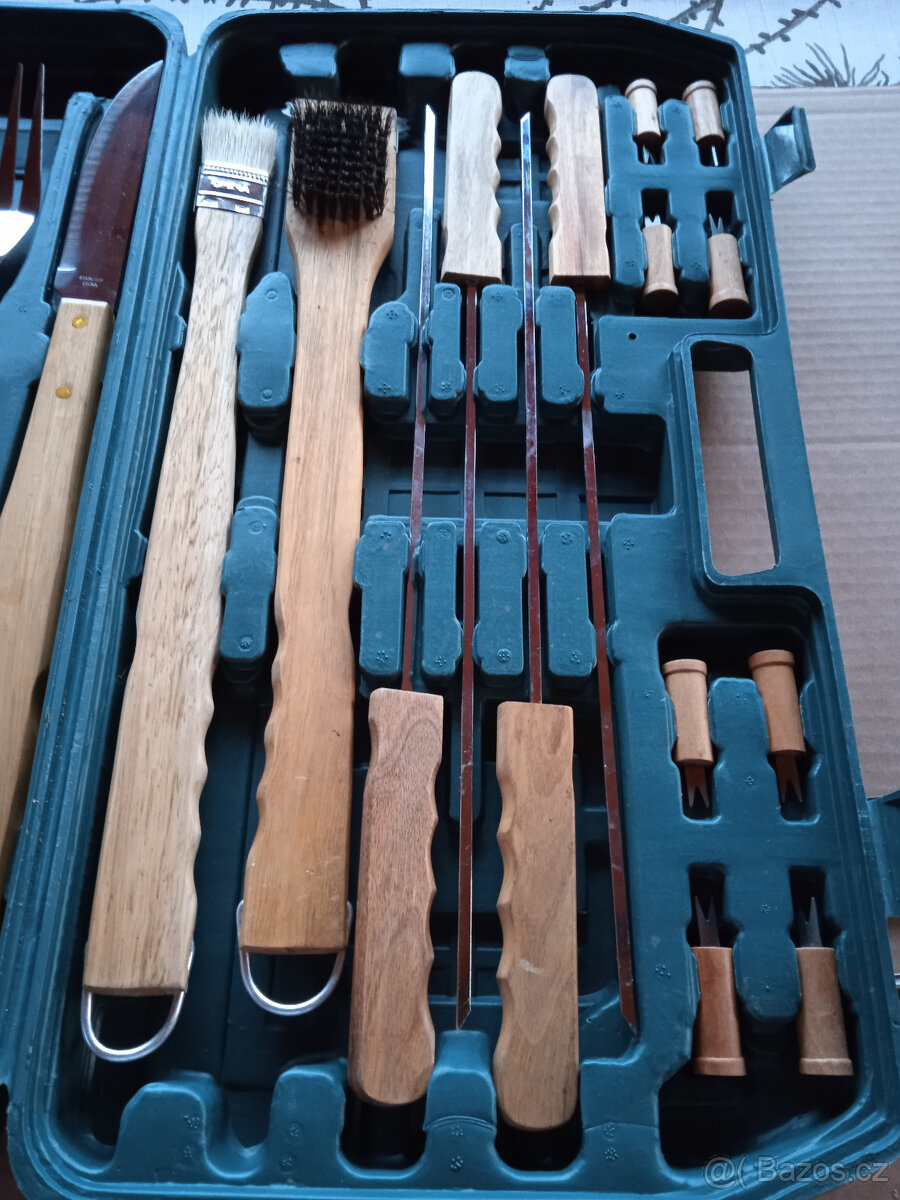 nářadí na grilování - 2