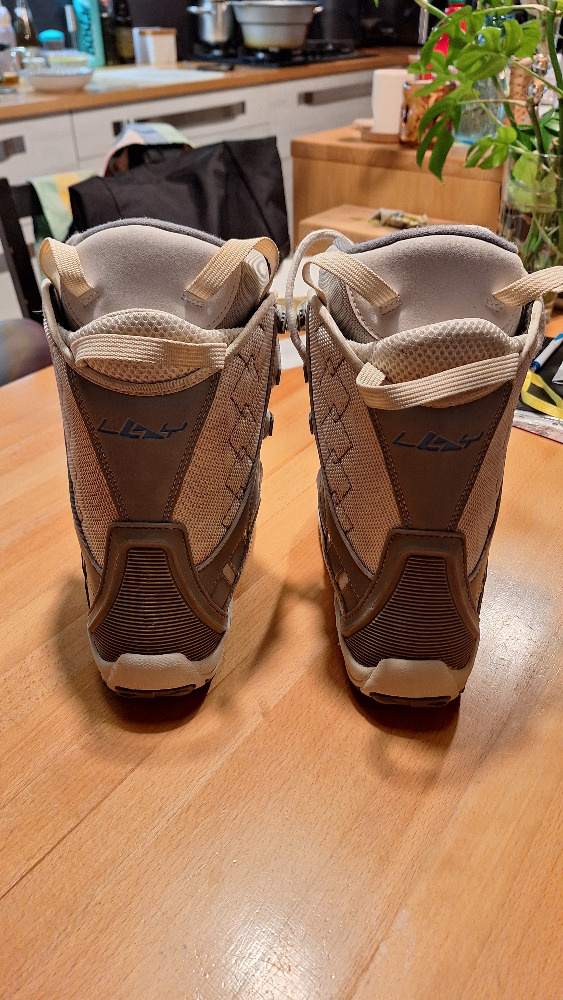 Snowboardové boty vel. 36 - 2