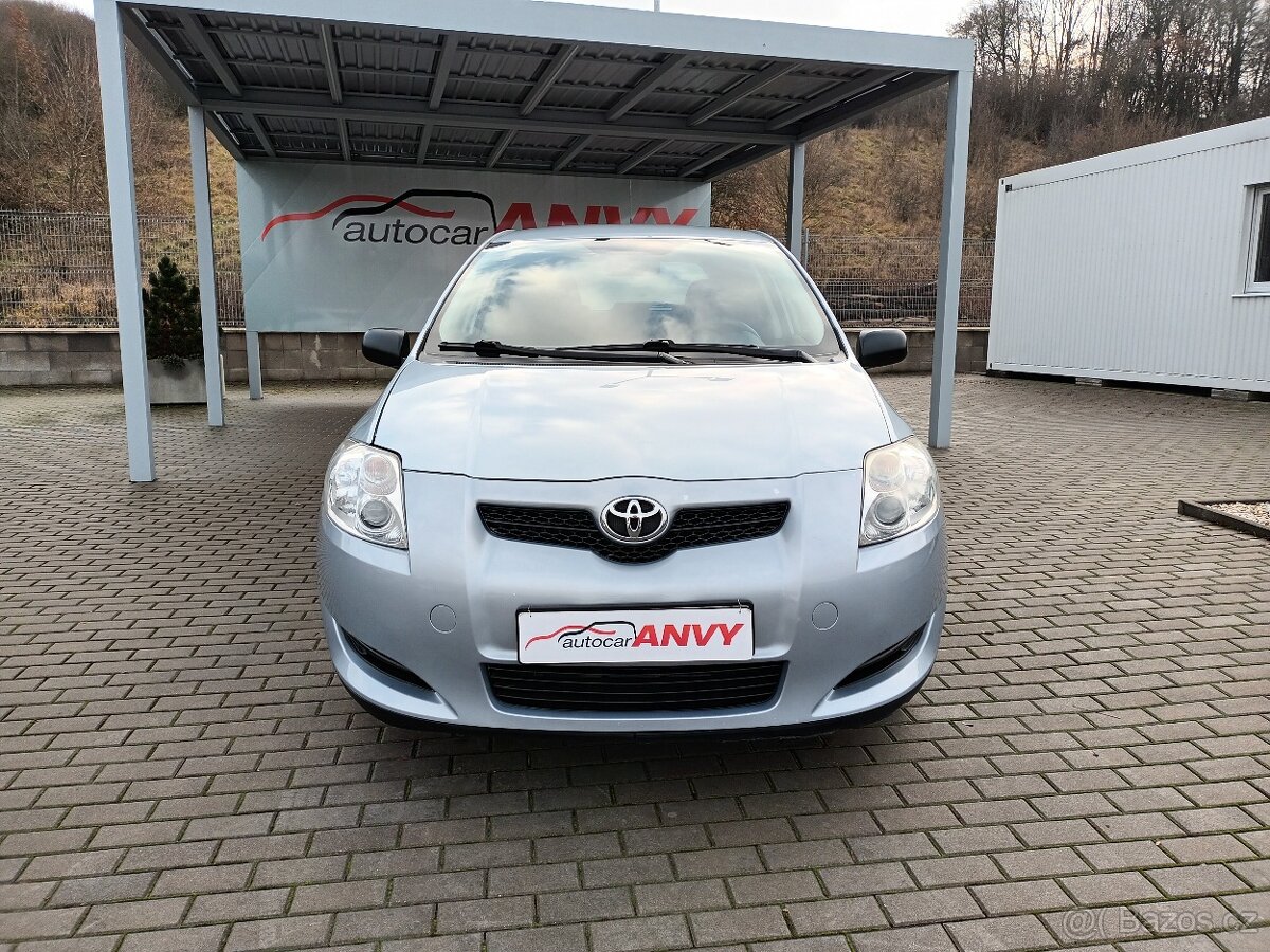 Toyota Auris 1,4 ČR,2MAJ,TAŽNÉ,SERVIS - 2