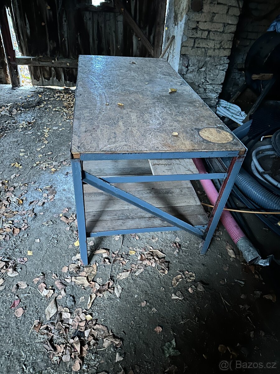 Prodam dílenský stůl, ponk - 2