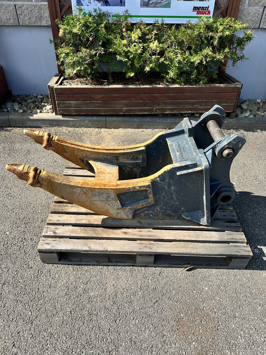 Dvojitý pařezový rozrývací hák - 2