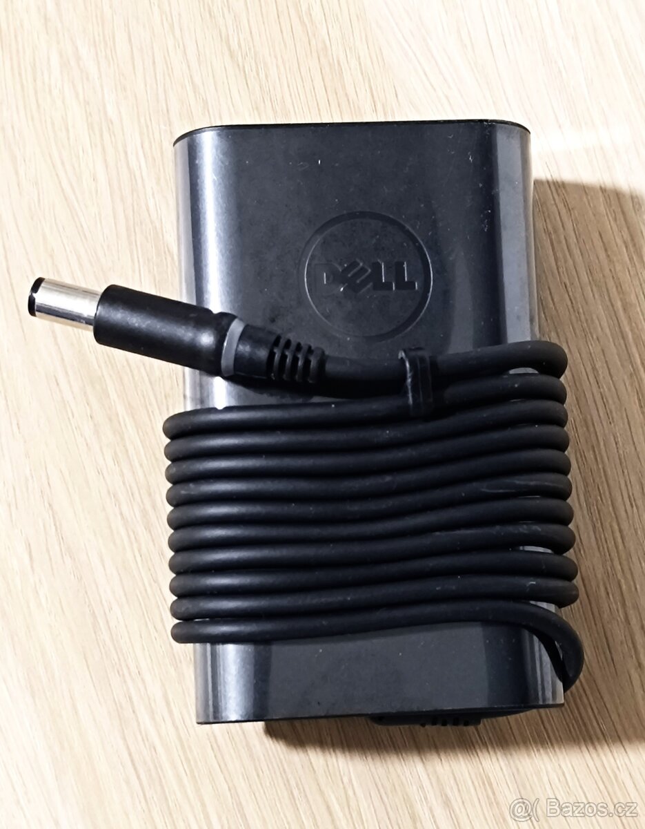 nový originální adaptér Dell 65Watt - sleva 50% - 2
