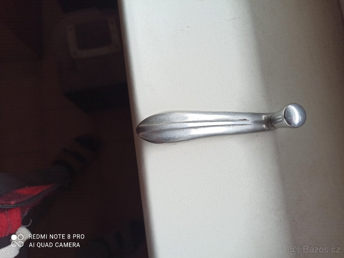 Klička stahování okna - 2