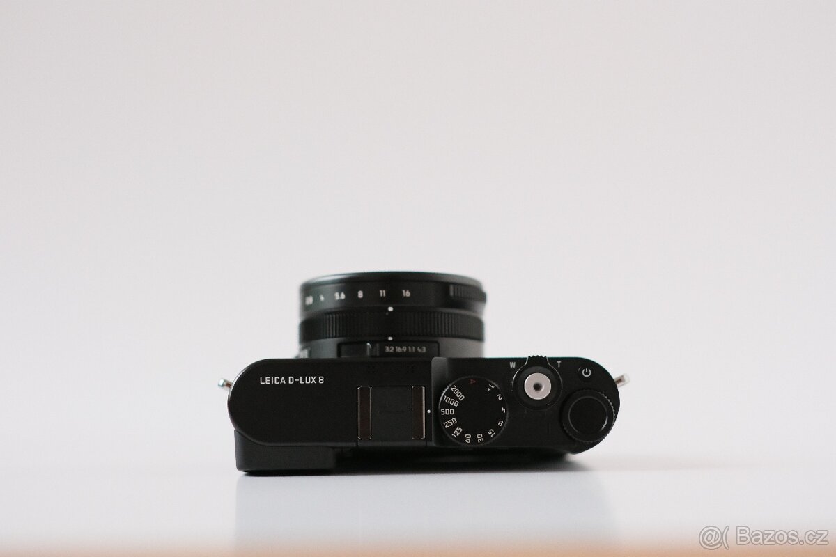 Leica D-Lux 8 - 2