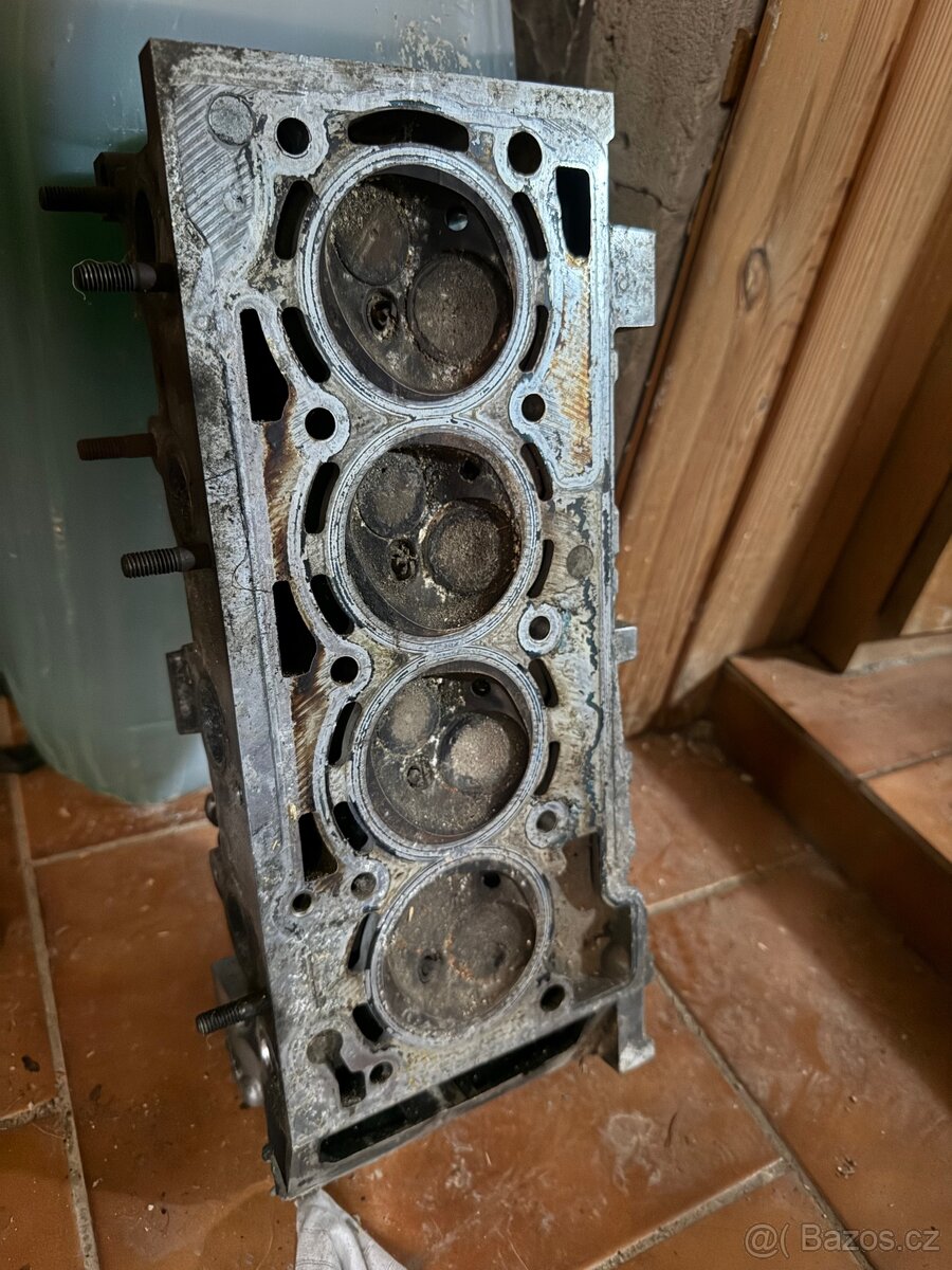 Hlava motoru 1.2tsi 77kw - 2