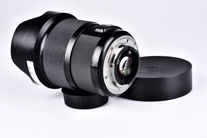 Sigma 20 mm f/1,4 DG Art + SIGMA USB DOCK - 2