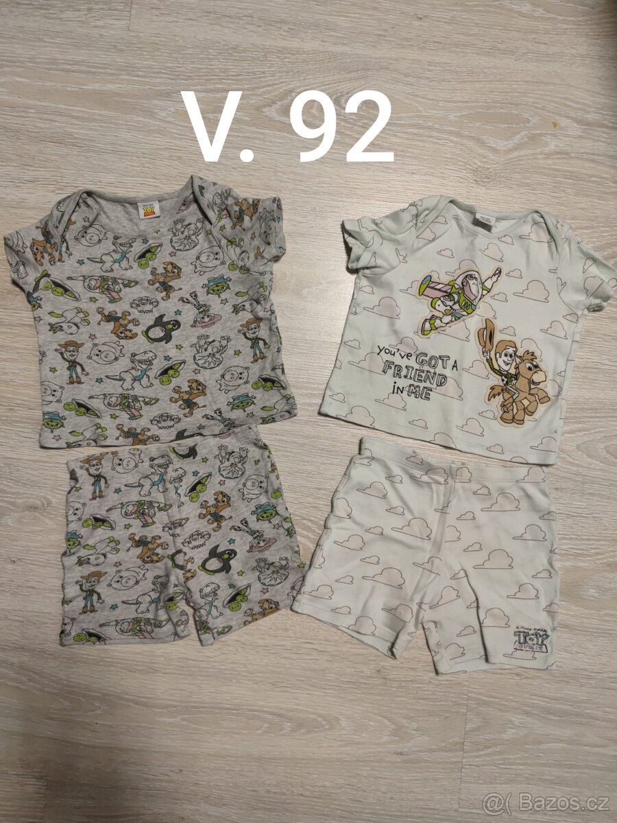 Trička, kraťase, pyžama - 2