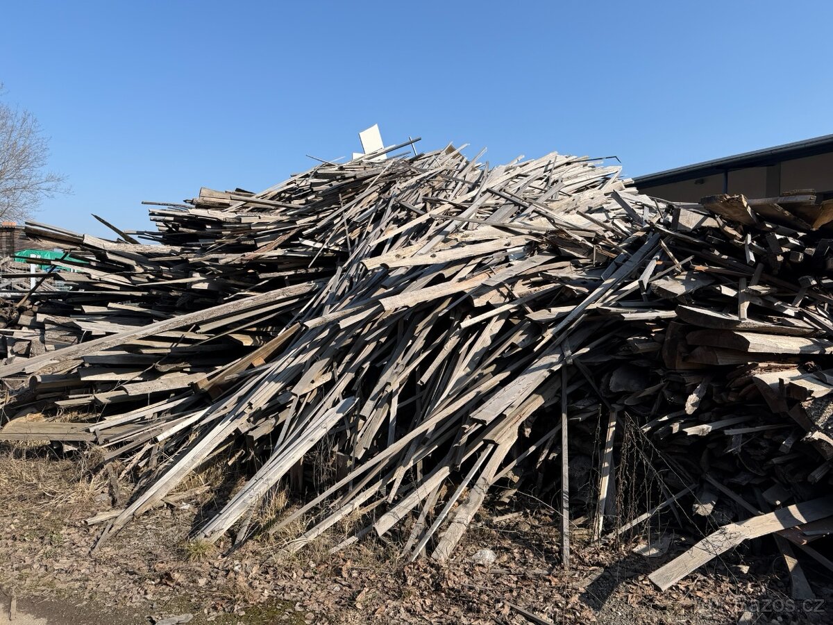 Modřínové a dubové dřevo -odřezky - 2
