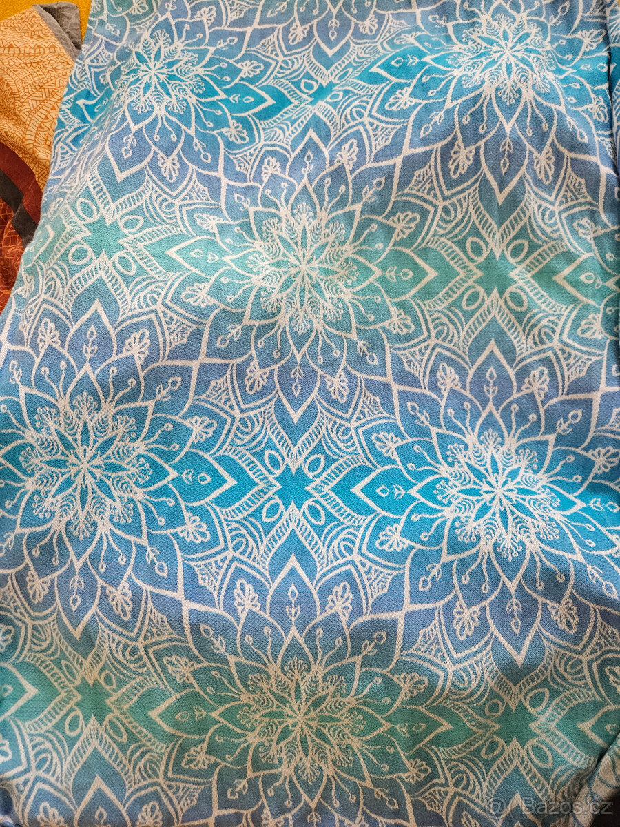 pevný tkaný šátek belenka - 2