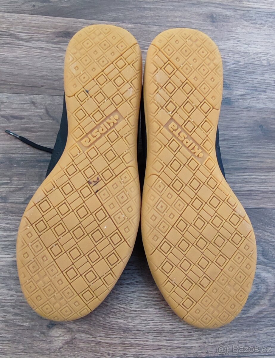 Dětské / chlapecké boty do tělocviku vel.41 - 2