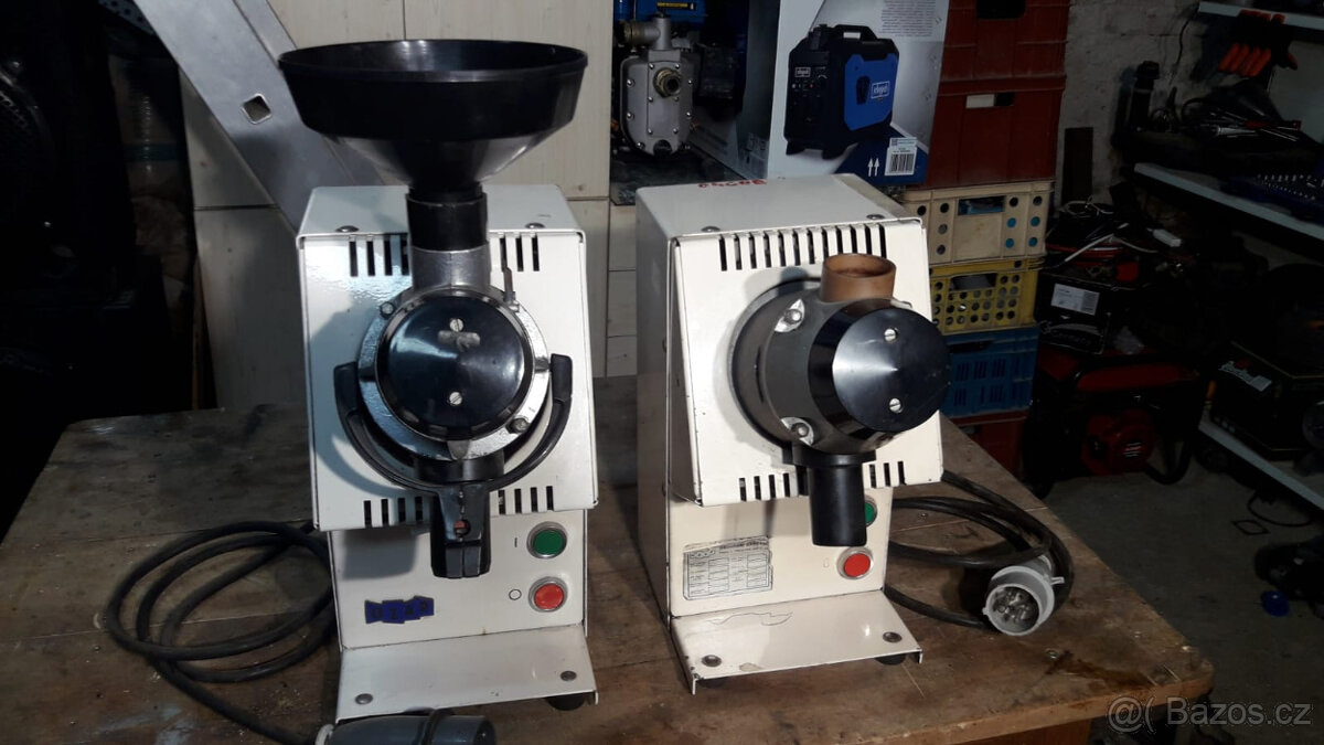 Mlýnek na kávu - 2