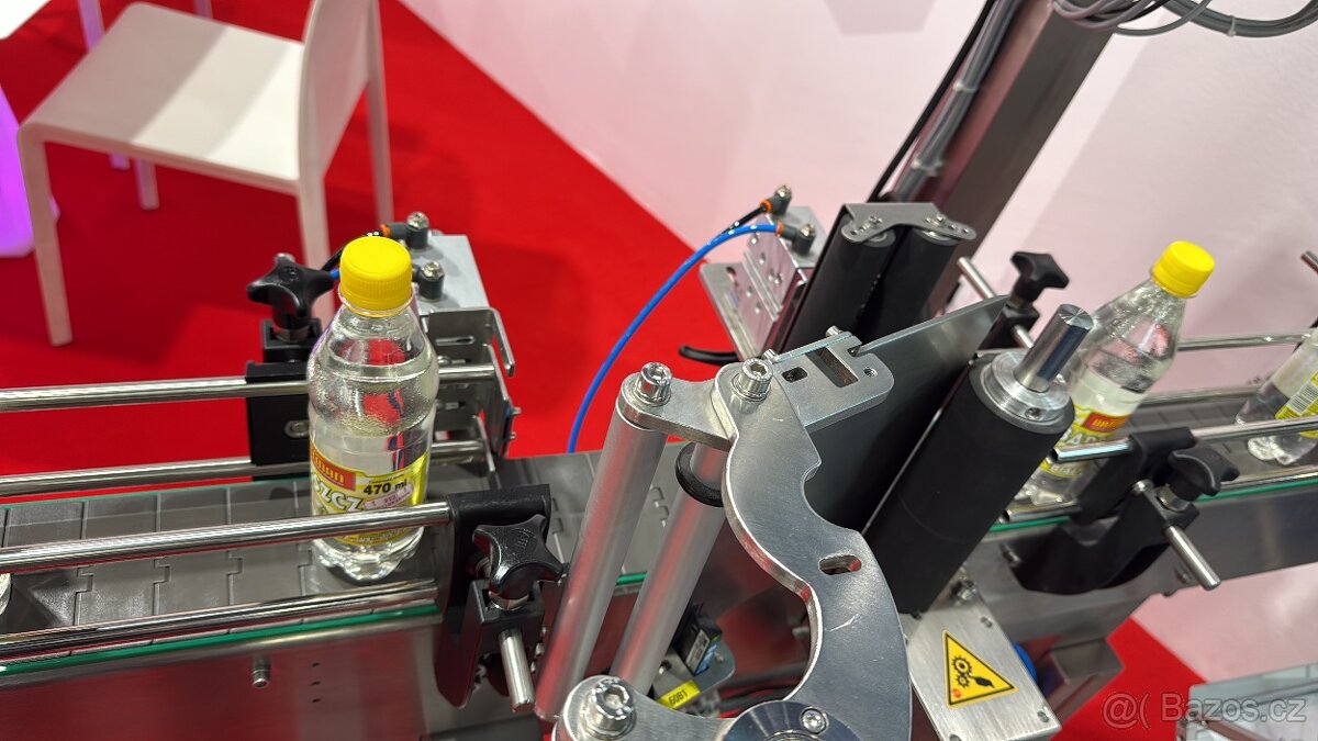 Etiketovací stroj - 2