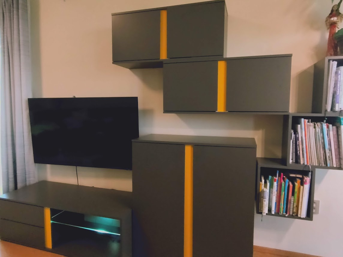 TV stolek + skříňky - 2