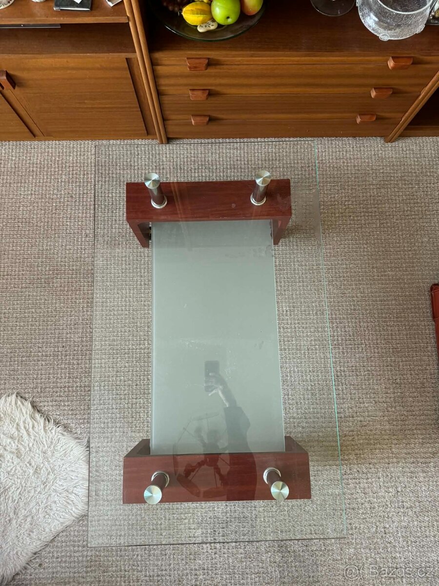 Konferenční stolek - 2