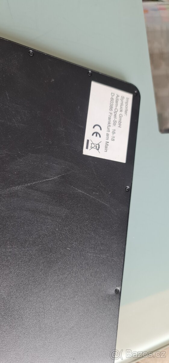 Bluetooth tenká klávesnice pro tablet nebo mobil - 2