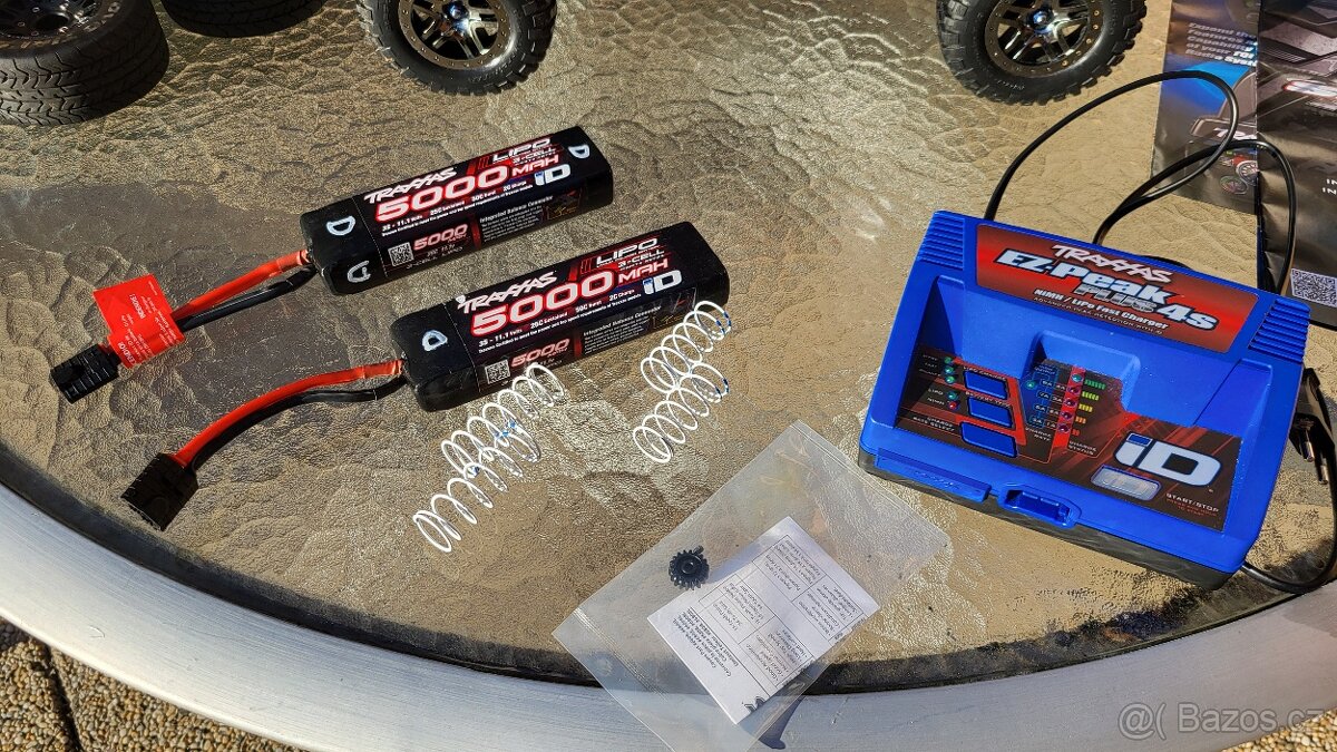 Traxxas SLASH Ultimate 4x4 - 2