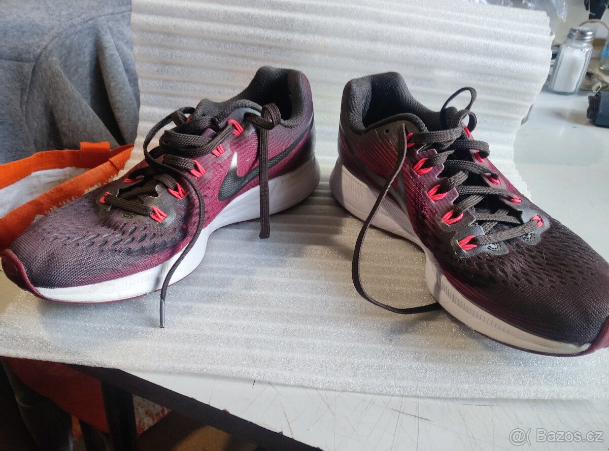 Nike Zoom č. 39 - 2