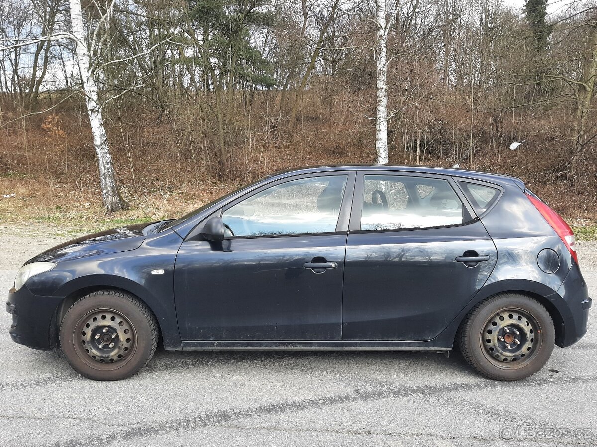 Prodej vozidla Hyundai i30 - 2