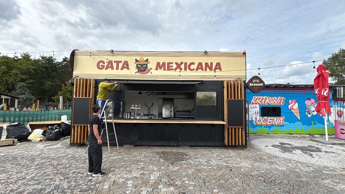 Prodám zavedený gastro stánek - 2