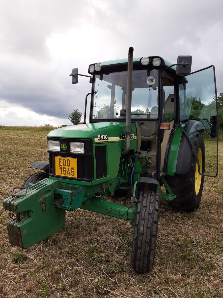 Prodám kolový traktor John Deere 5410 - 2