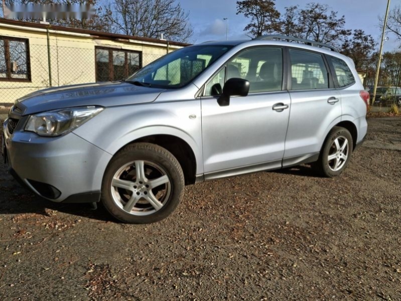 Subaru Forester,2.0 benzin Rezervace - 2