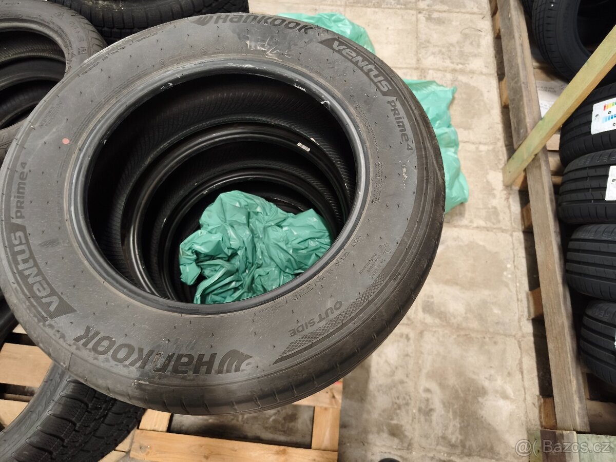 Letní pneu 215/65 R17 - 2