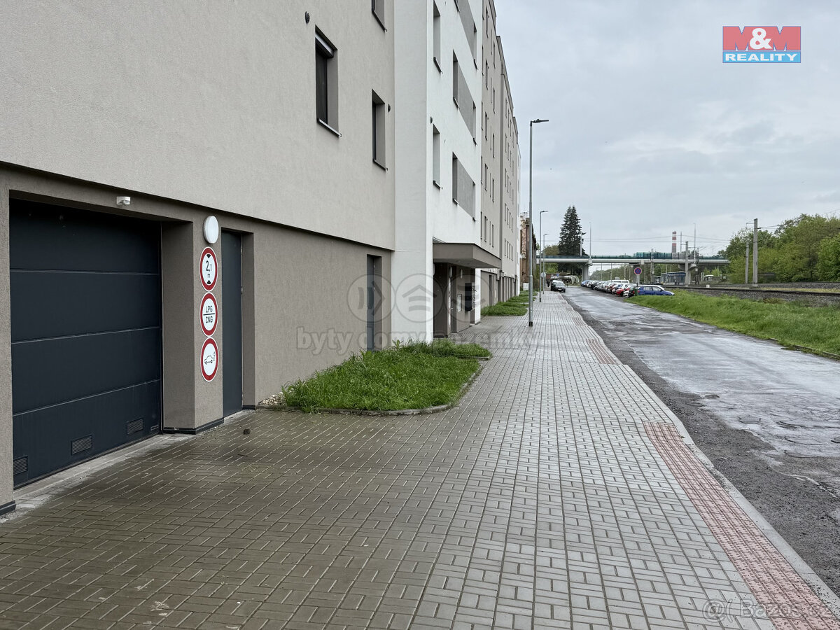 Prodej garážového stání v Pardubicích, ul. Východní - 2
