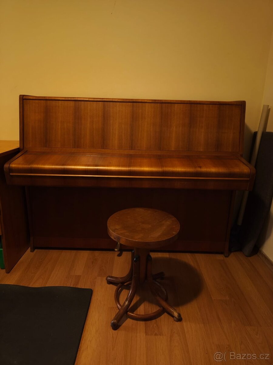 Pianino zn. Rösler - 2